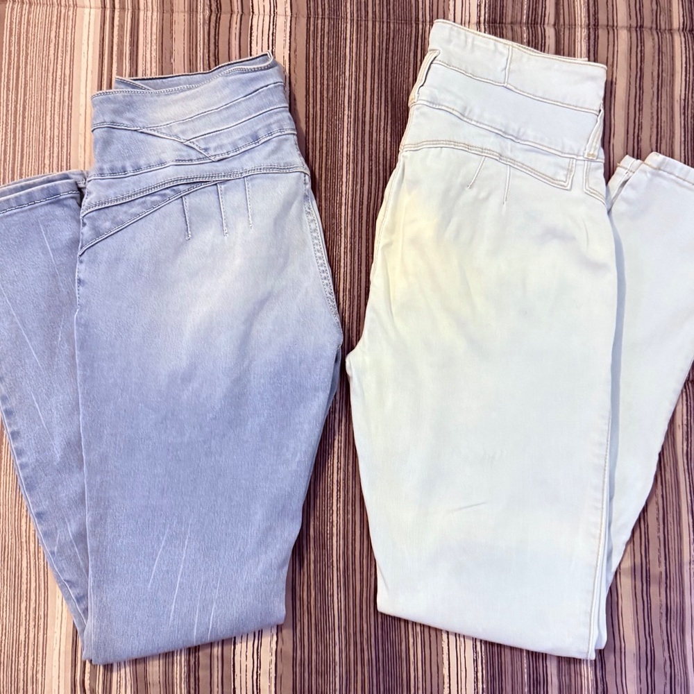 Skinny jeans Bundle of 2 Pre-owned. Seven& eleven T9/32.     Boy London size 11.
